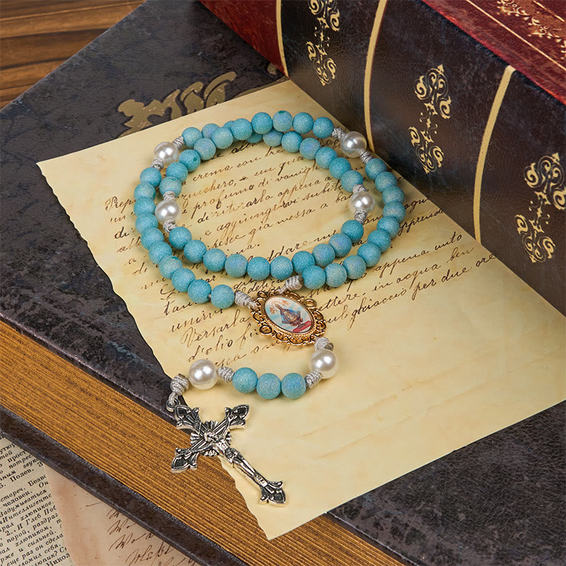 Christianartworkshop Rosenkranz „Unsere Liebe Frau und Kruzifix“ aus 8 mm funkelnden Glasperlen in Sandoptik, handgefertigt