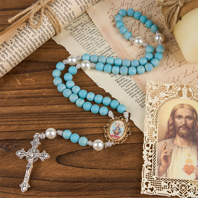Christianartworkshop Rosenkranz „Unsere Liebe Frau und Kruzifix“ aus 8 mm funkelnden Glasperlen in Sandoptik, handgefertigt