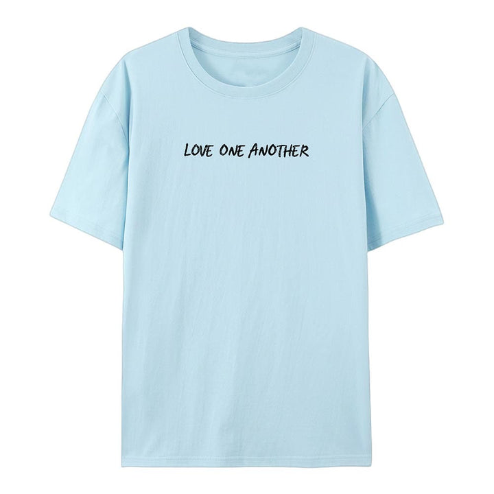 Christianartworkshop Baumwoll-T-Shirt „Love One Another“