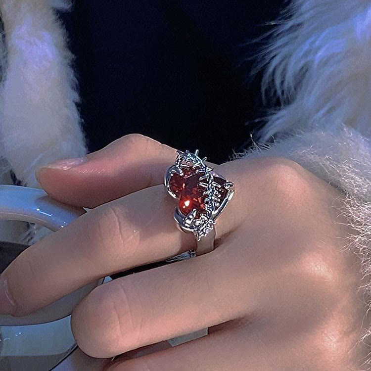 Christianartworkshop Ring „Göttliche Liebe und Dornen“: Ein elegantes Symbol spiritueller Hingabe