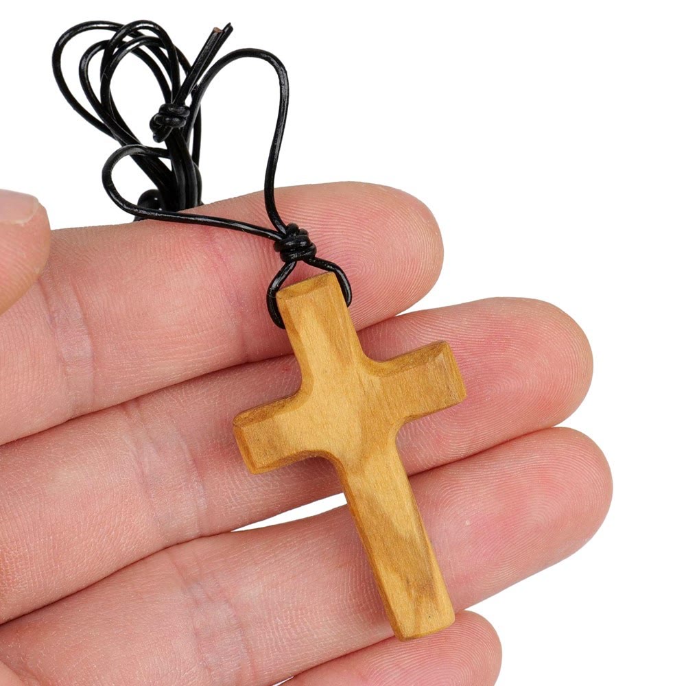 Christianartworkshop Handgefertigte Halskette mit Kreuz aus Olivenholz: Ein Symbol des Glaubens und der Handwerkskunst