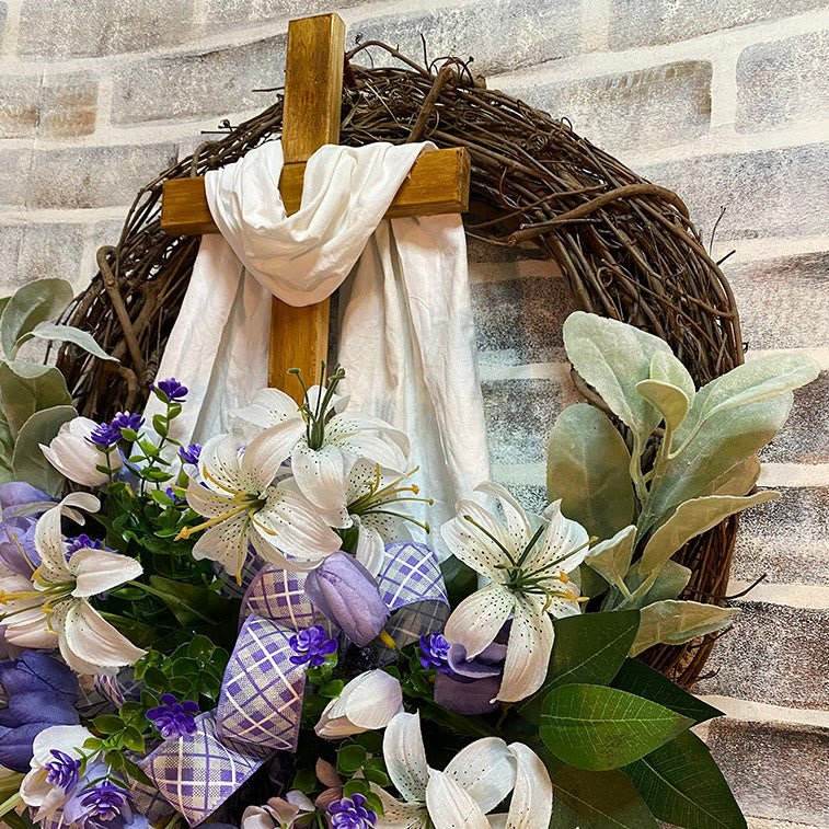 Christianartworkshop Frühlingskreuzkranz: Eine poetische Verschmelzung von Blumen und Glauben