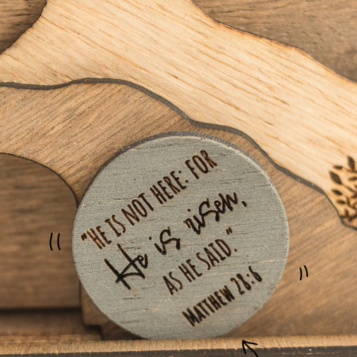 Christianartworkshop Osterdekoration aus Holz: Eine Hommage an Glaube und Hoffnung