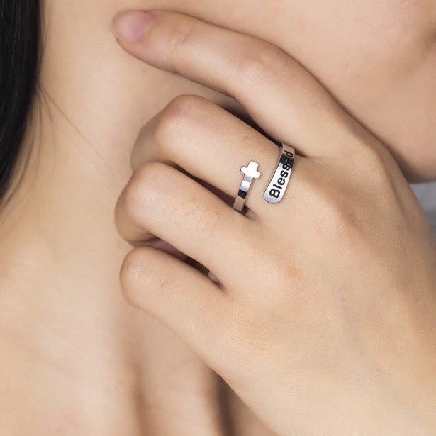 Christianartworkshop Verstellbarer Ring mit gesegnetem Kreuz: Frieden, Hoffnung, Liebe - image 3