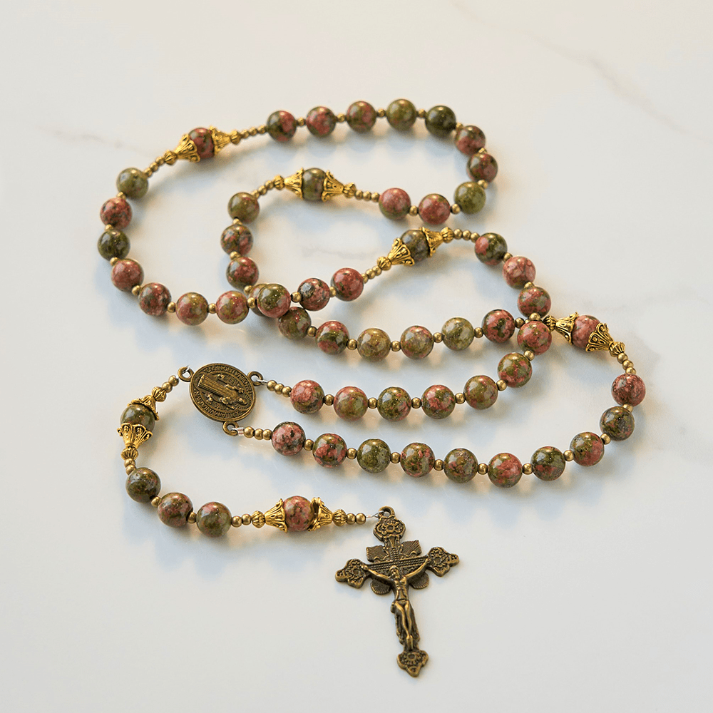Christianartworkshop „Jesus ist das Geschenk“: Handgefertigter Rosenkranz aus Chrysokoll-Stein mit Geschenkkarte - image 6