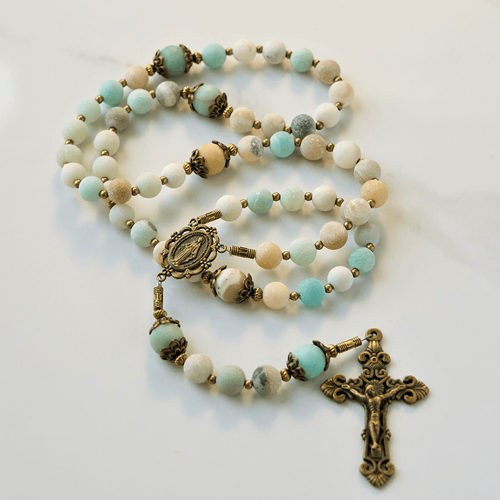 Christianartworkshop Handgefertigter Rosenkranz aus mattiertem Amazonit, 8 mm, ein zeitloses Stück Hingabe