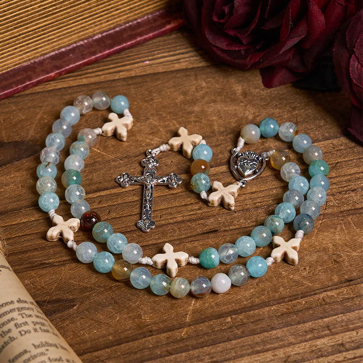 Christianartworkshop Rosenkranz „Gelassenheit im Gebet“: Handgefertigter Frieden und Hingabe mit 8 mm himmelblauen Achatperlen