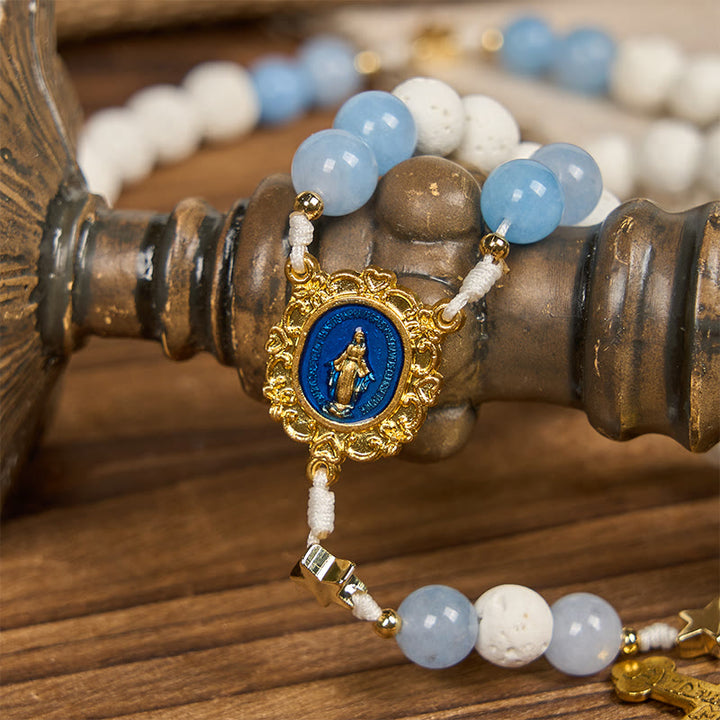 Christianartworkshop Starry Divine Handgemachter Rosenkranz: Blaue Achatperlen und himmlische goldene Akzente