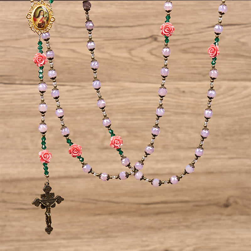 Christianartworkshop Handgefertigter Rosenkranz aus floralem Kristall: Hellrosa Perlen, Blüte der Anmut, Eleganz und Hingabe