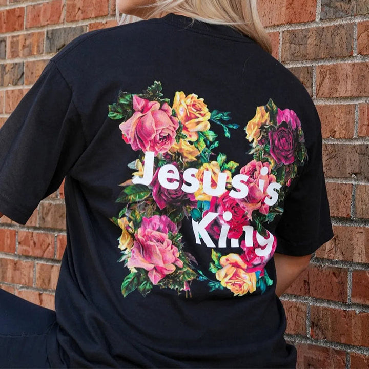 Christianartworkshop Christliches T-Shirt mit Blumenverzierung „Jesus ist König“