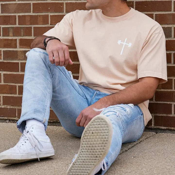 Christianartworkshop Christliches T-Shirt mit Blumenverzierung „Jesus ist König“ - image 14