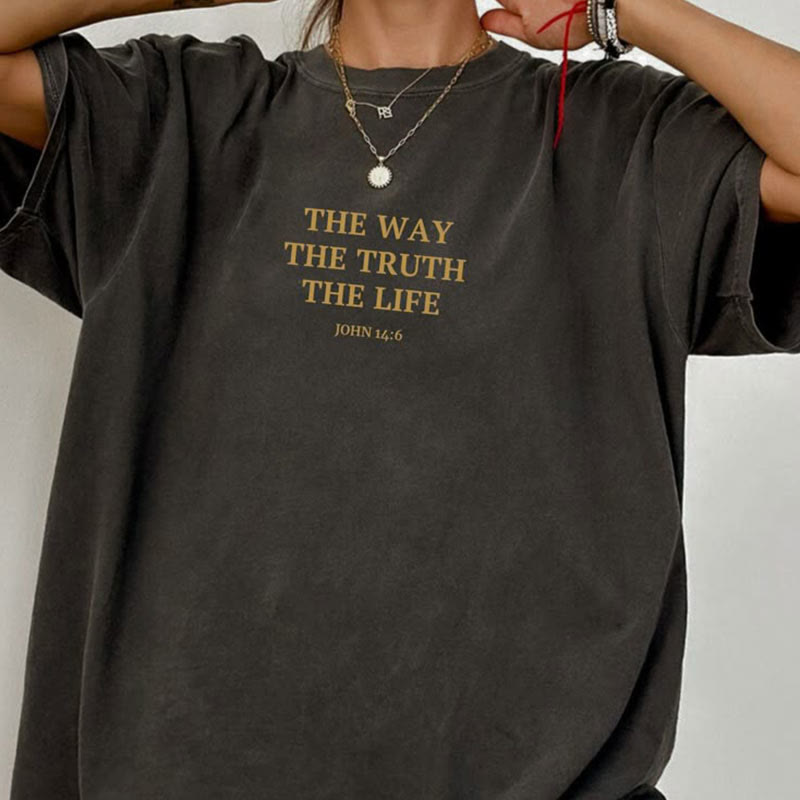Christianartworkshop Jesus ist der Weg, die Wahrheit, das Leben – Johannes 14,6 (Gewaschenes T-Shirt) - Schwarz - 4XL - image 0