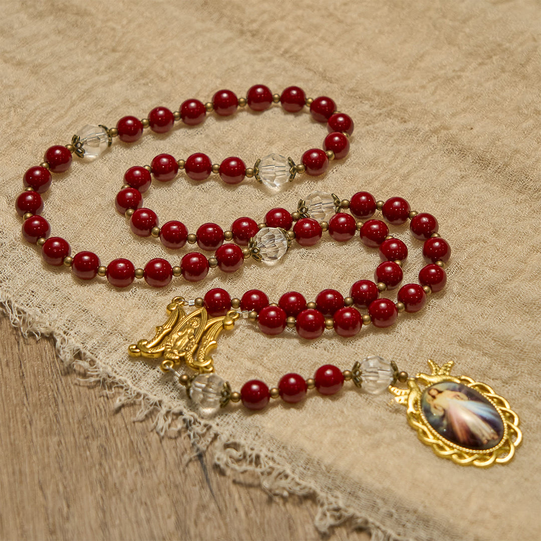 Christianartworkshop Handgefertigter Rosenkranz mit Zinnoberperlen und Jesus-Medaille – Ein göttliches Symbol der Hingabe des Glaubens