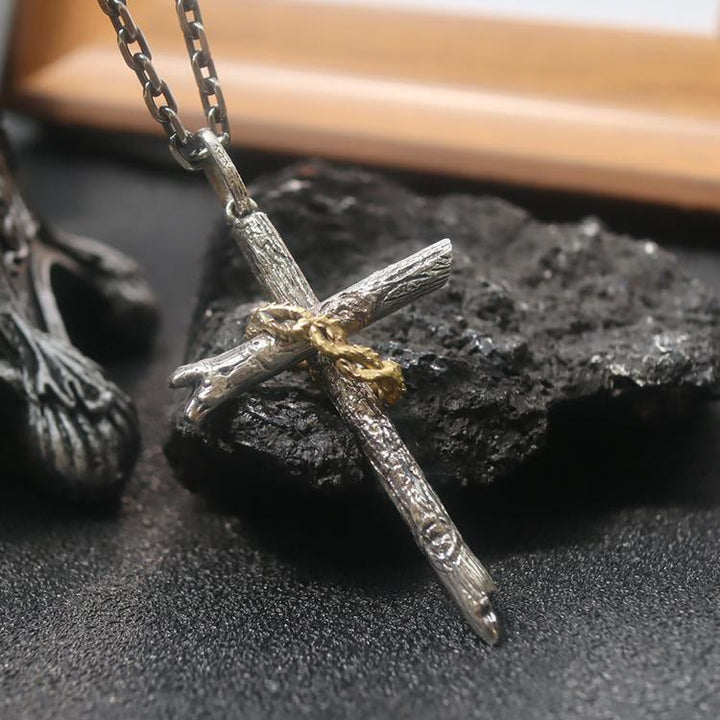 Christianartworkshop Halskette aus 925er Sterlingsilber mit Dornenkreuz: Ein Symbol des Glaubens - image 3