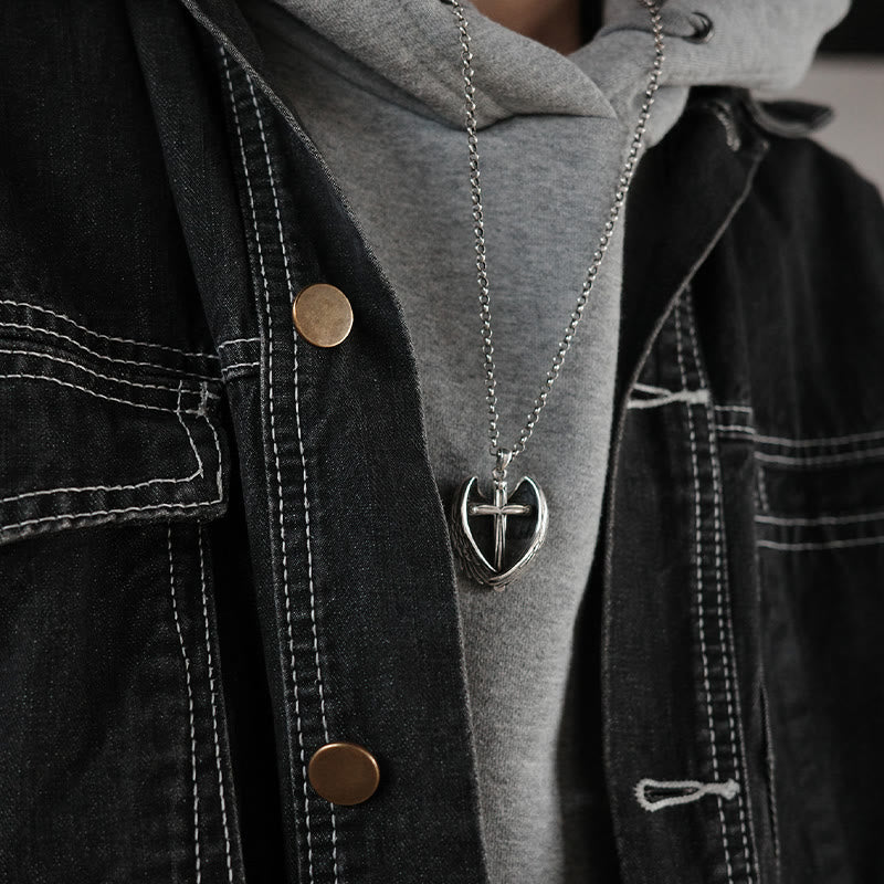 Christianartworkshop Halskette mit Kreuz und Engelsflügeln aus 925er Sterlingsilber: Verkörperung von Glauben und himmlischer Gnade - image 2