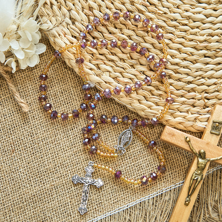 Christianartworkshop Handgefertigtes Kruzifix, violetter Kristall und Glas, Unsere Liebe Frau Perlen, Göttliche Gnade, Rosenkranz