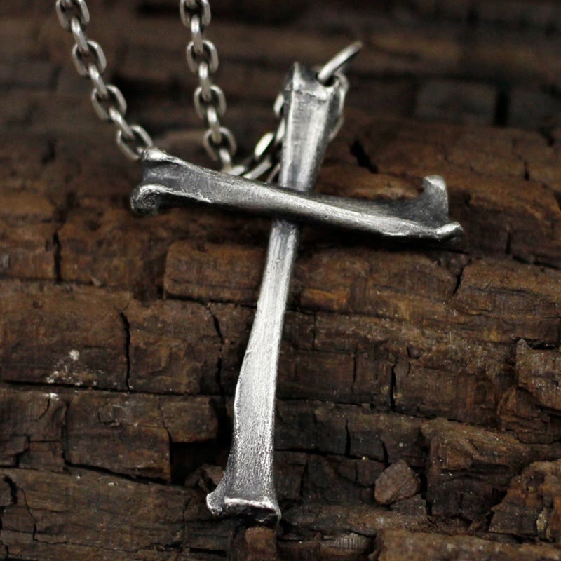 Christianartworkshop Halskette aus 925er Sterlingsilber in moderner und minimalistischer Knochenform: Ausdruck von Persönlichkeit durch Schlichtheit - image 4