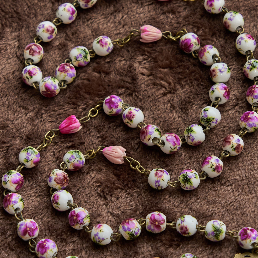 Christianartworkshop Wundertätige Medaille und Kruzifix aus 8 mm Keramikperlen und Blumenharzperlen, handgefertigter Rosenkranz