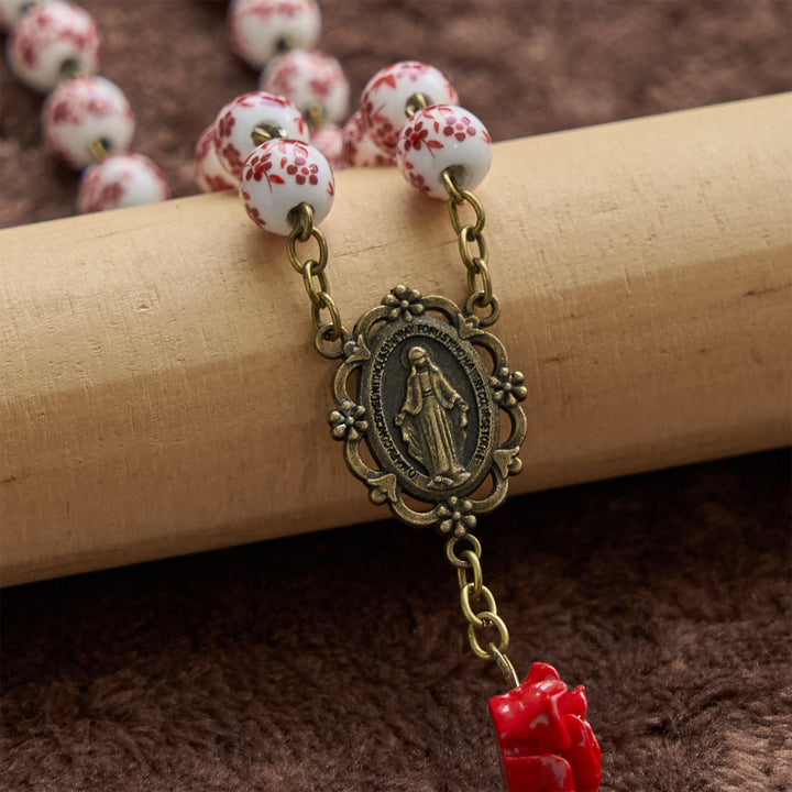 Christianartworkshop Wundertätige Medaille und Kruzifix aus 8 mm Keramikperlen und rosa Zinnoberperlen, handgefertigter Rosenkranz