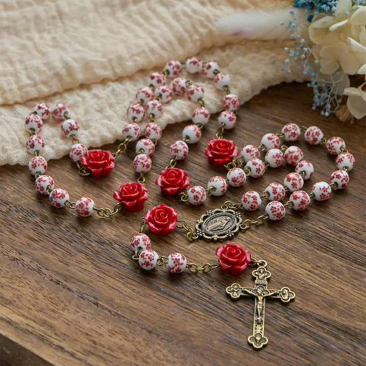 Christianartworkshop Wundertätige Medaille und Kruzifix aus 8 mm Keramikperlen und rosa Zinnoberperlen, handgefertigter Rosenkranz