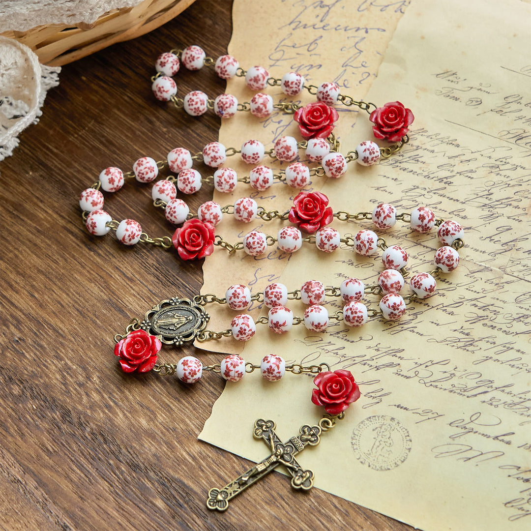 Christianartworkshop Wundertätige Medaille und Kruzifix aus 8 mm Keramikperlen und rosa Zinnoberperlen, handgefertigter Rosenkranz