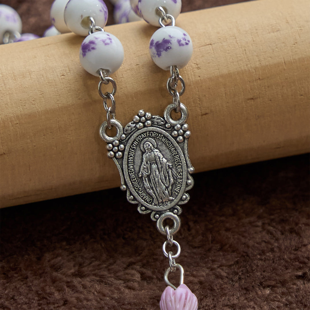 Christianartworkshop GEBETSVOLLER GLAUBE: Handgefertigter Rosenkranz aus lila Blumenperlen mit Geschenkkarte - image 9