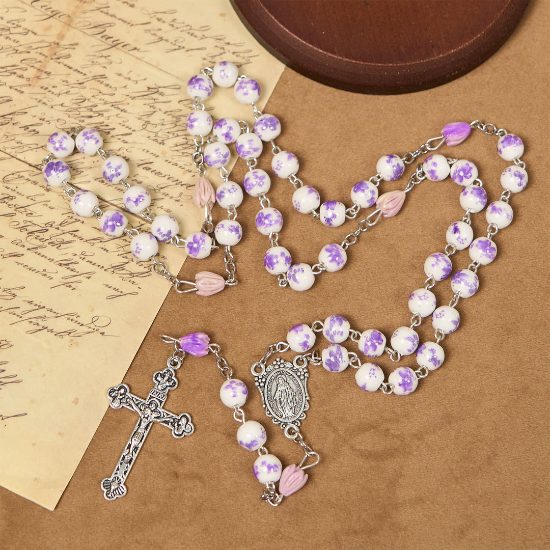 Christianartworkshop GEBETSVOLLER GLAUBE: Handgefertigter Rosenkranz aus lila Blumenperlen mit Geschenkkarte - image 6