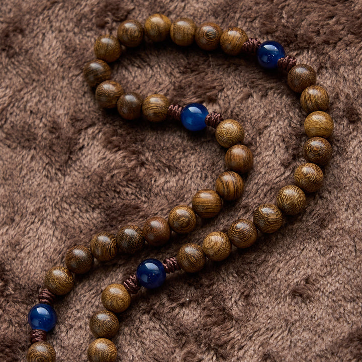 Christianartworkshop GEBETSVOLLER GLAUBE: Handgefertigter Rosenkranz aus goldenem Sandelholz mit Unserer Lieben Frau von Guadalupe - image 7