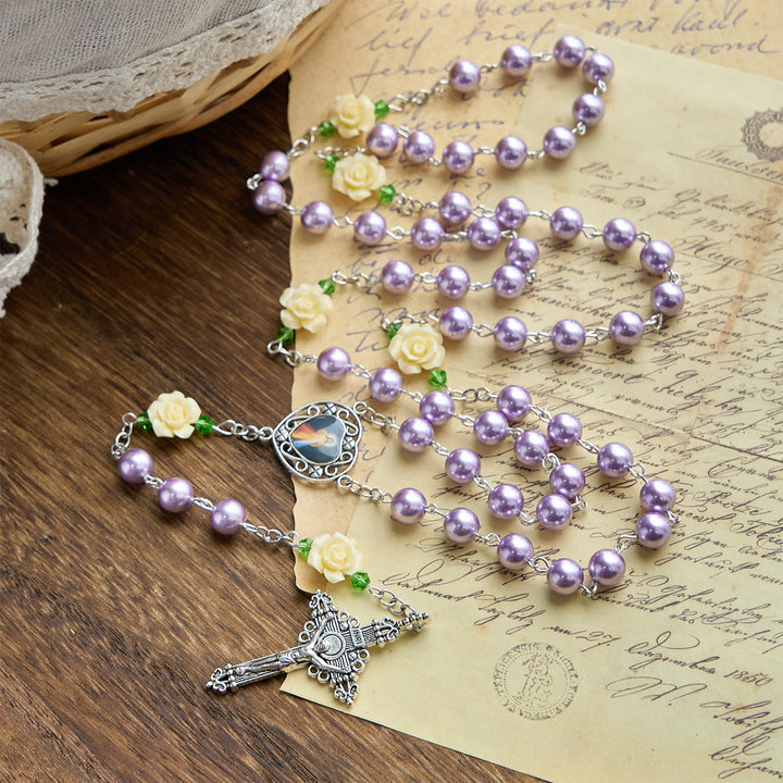 Christianartworkshop Handgefertigter Rosenkranz zur Barmherzigkeit Gottes mit violetten Perlen und Blumen: Ein unverzichtbares Geschenk für Gläubige