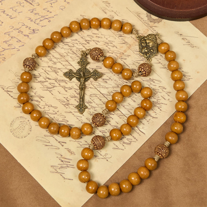 Christianartworkshop Rosenkranz mit Heiliger Familie und Kruzifix aus 10 mm Olivenholzperlen, handgefertigt, für heilige Gebete - Heilige Familie & Kruzifix - image 1