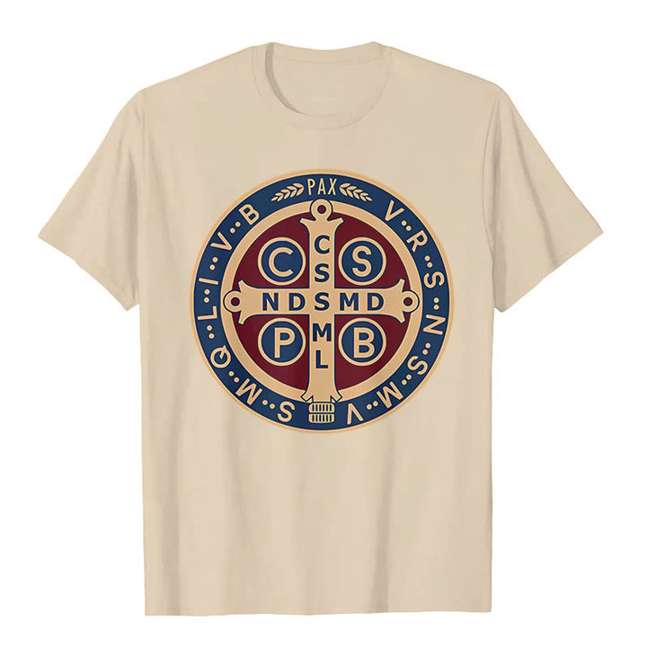 Christianartworkshop Klassisches farbiges T-Shirt mit St. Benedict-Schutzsymbol, kurzärmelig, gewaschen - Beige - 3XL - image 9