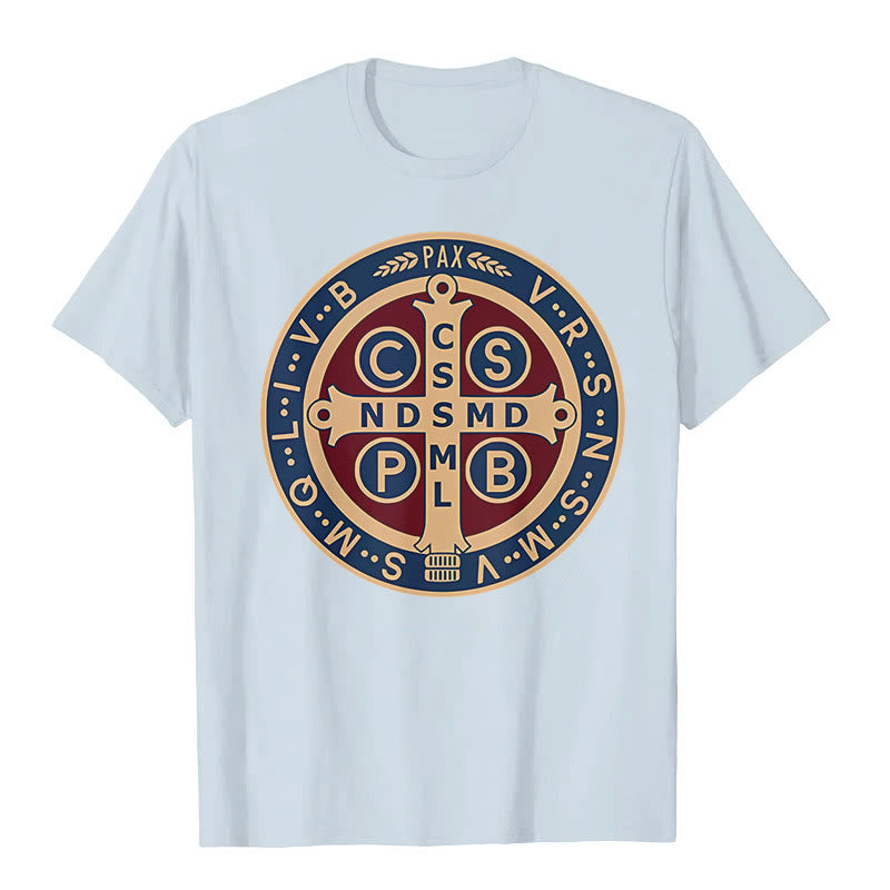 Christianartworkshop Klassisches farbiges T-Shirt mit St. Benedict-Schutzsymbol, kurzärmelig, gewaschen - Blau - 3XL - image 10