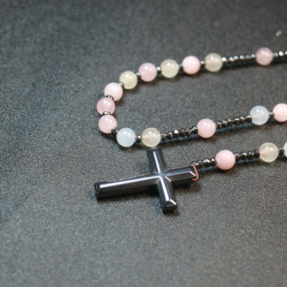Christianartworkshop Rosenkranz mit Morganit-Perlen, Eisen-Gallenstein-Kreuz, 8 mm - image 4