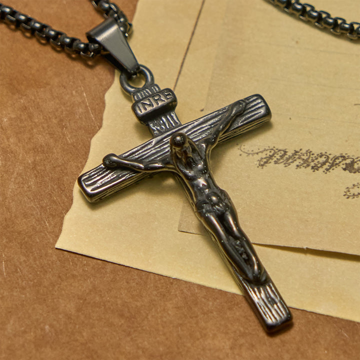 Christianartworkshop Halskette mit 3-farbigem Kruzifix-Anhänger: Göttliches Amulett des Glaubens
