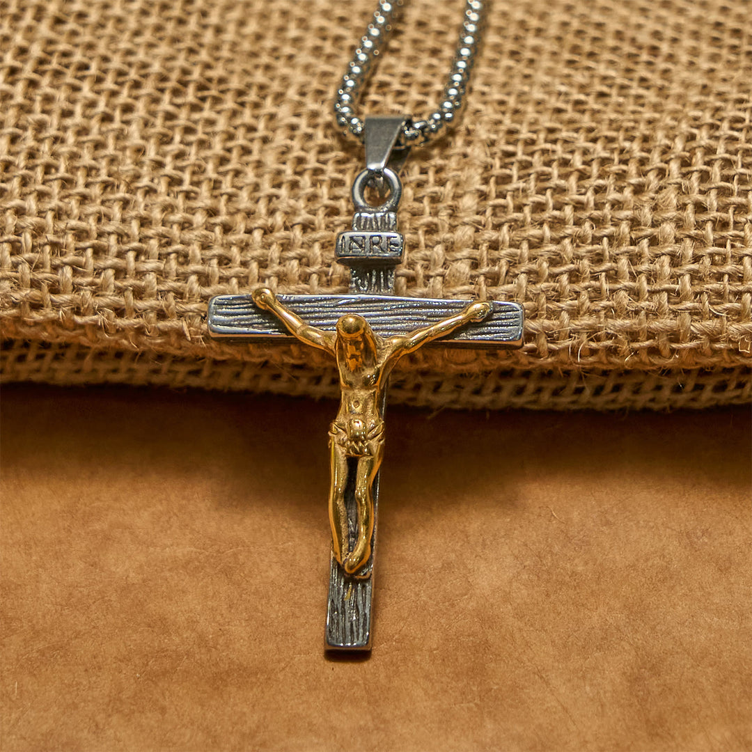 Christianartworkshop Halskette mit 3-farbigem Kruzifix-Anhänger: Göttliches Amulett des Glaubens
