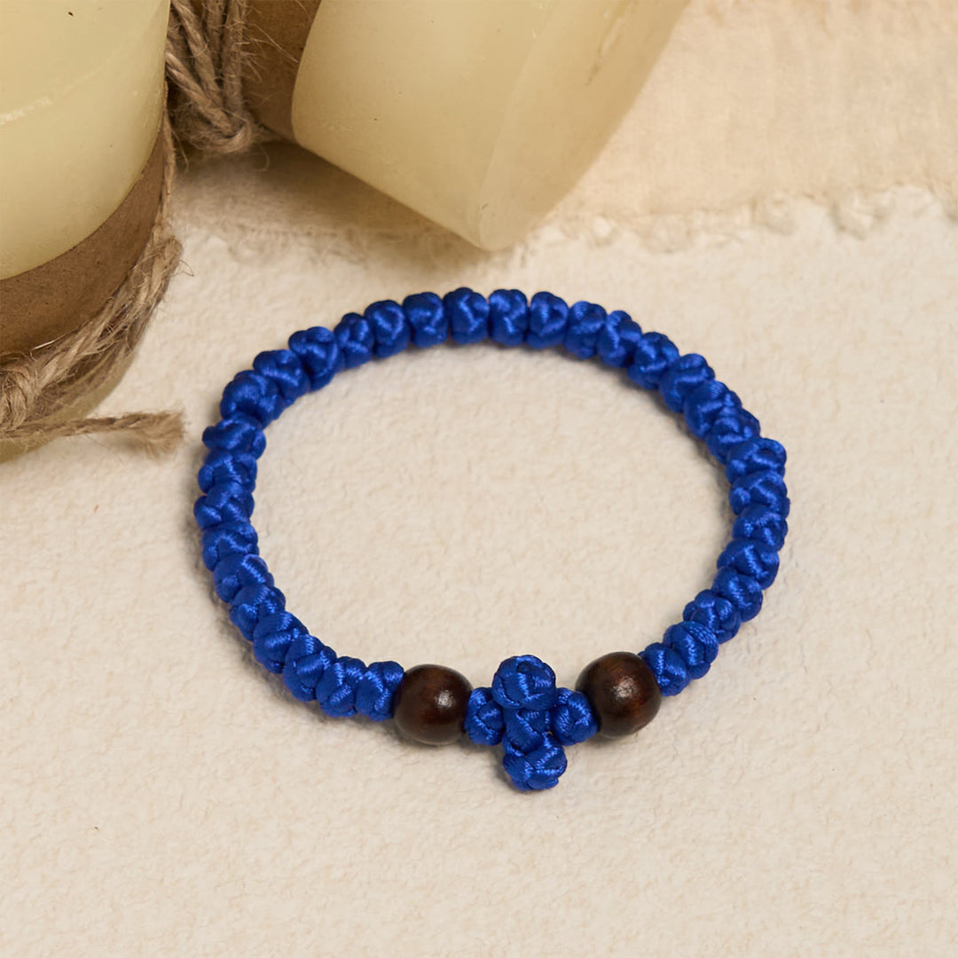 Christianartworkshop Blaues und schwarzes Kreuz – Knotenarmband: Ein Zeichen des Glaubens