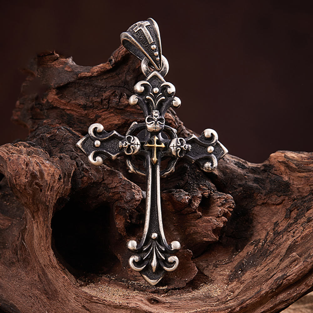 Christianartworkshop Vintage-Halskette mit Heiligem Kreuz und Totenkopf: Ein tiefgründiges Symbol für die dunkleren Abgründe des Glaubens - image 1
