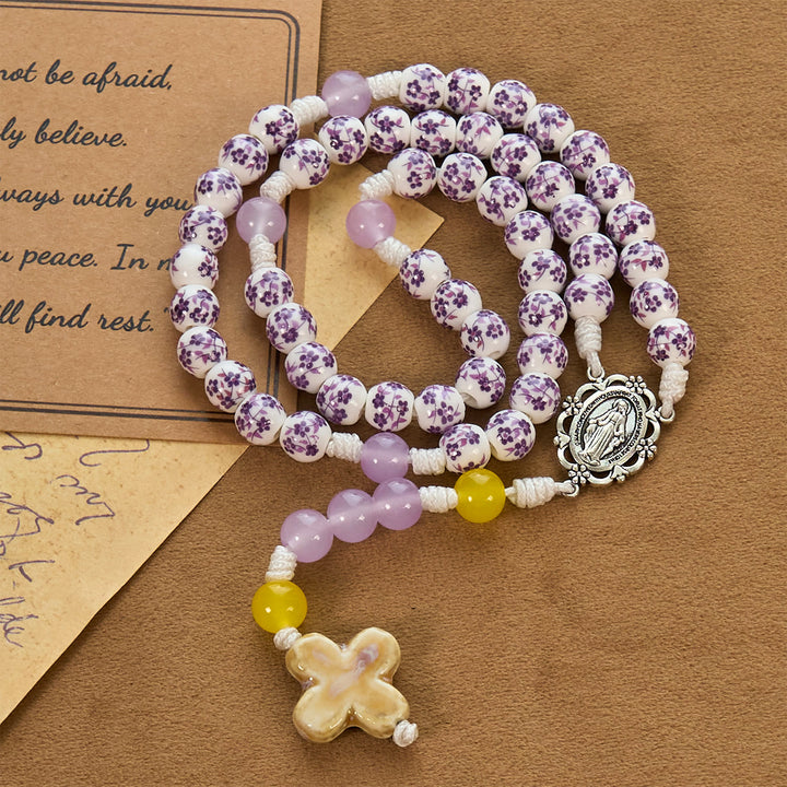 Christianartworkshop Wundertätige Medaille und Kreuz aus 8 mm Blumen-Keramikperlen, handgefertigter Rosenkranz für heilige Gebete - image 1