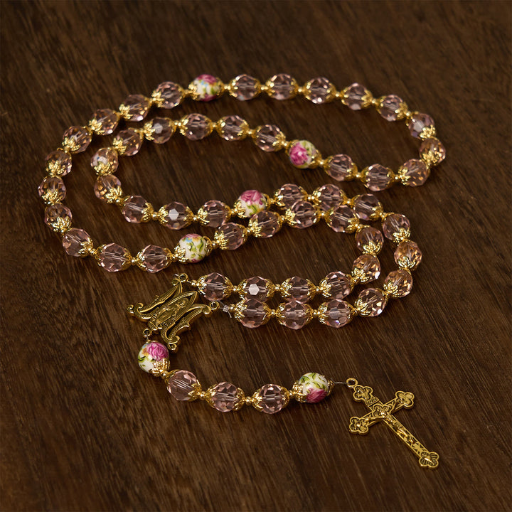 Christianartworkshop Rosa Kristallperlen mit goldener Legierungskette, Kruzifix und Gebetsrosenkranz der Jungfrau Maria