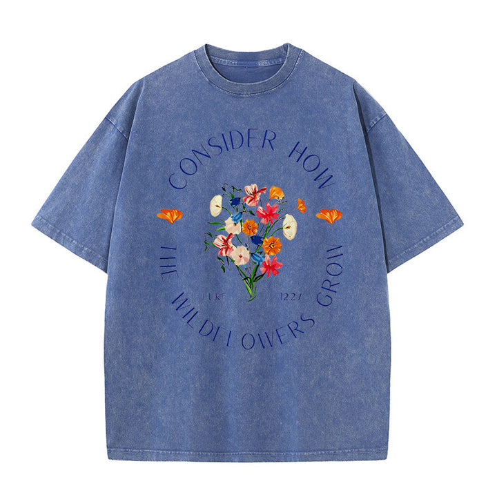 Christianartworkshop "Bedenke, wie die Wildblumen wachsen" Unisex gewaschenes T-Shirt - Blau - 5XL - image 1