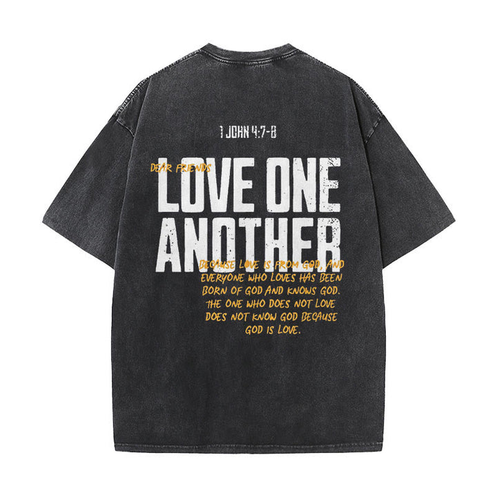 Christianartworkshop Unisex-T-Shirt mit Aufschrift „Love One Another“, gewaschen - Schwarz - 5XL - image 1