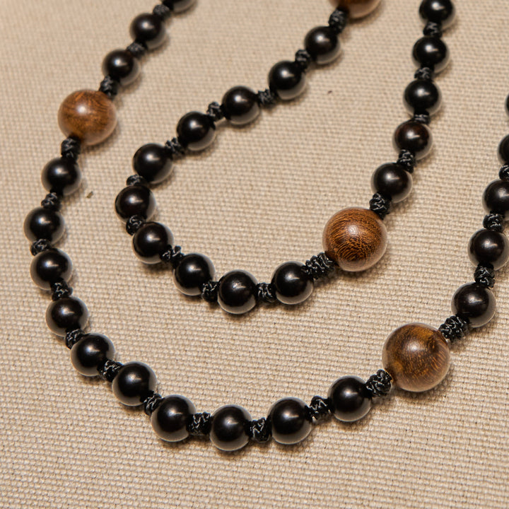 Christianartworkshop St. Benedikt-Medaille und Kruzifix aus schwarzen runden Holzperlen, gesegneter Andachtsrosenkranz - image 6