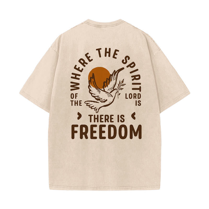 Christianartworkshop Unisex-T-Shirt mit Aufschrift „Geist des Herrn und Freiheit“, gewaschen - Aprikose - 5XL - image 4