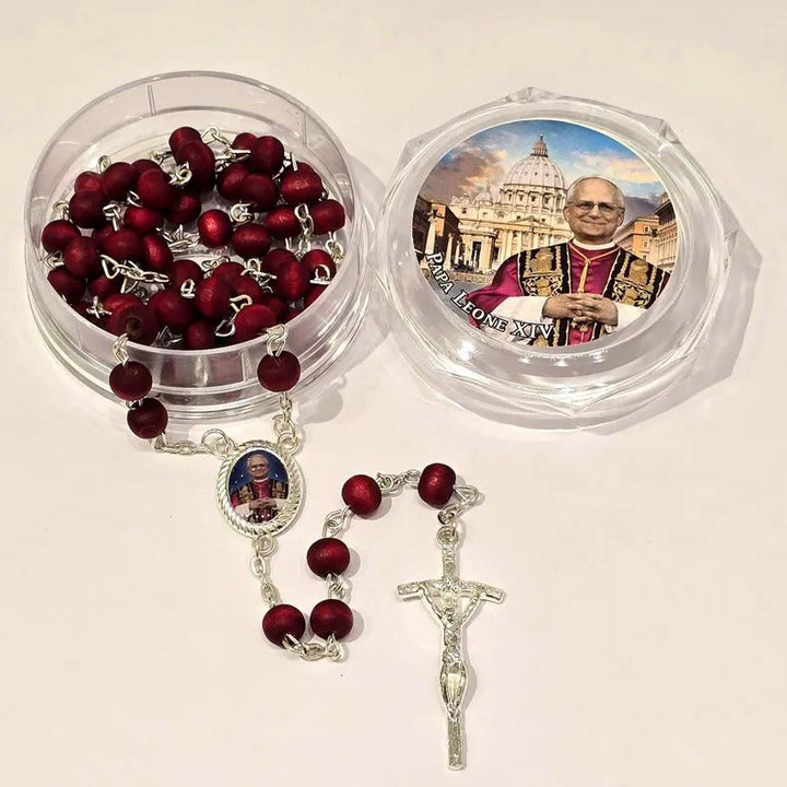 Christianartworkshop Rosenkranz aus roten Holzperlen zum Gedenken an Papst Leo XIV.: Ein spiritueller Schatz - Rot - image 0