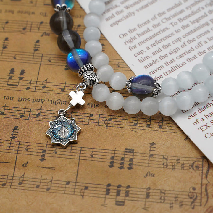 Christianartworkshop Minimalistisches verstellbares Armband mit bunten Katzenaugensteinen und Wundertätiger Medaille - image 2