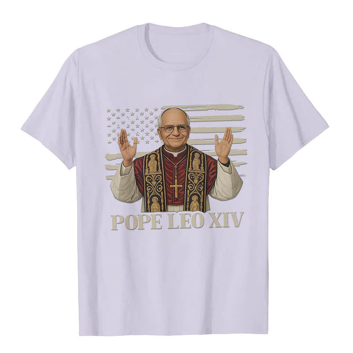 Christianartworkshop Papst Leo XIV. mit patriotischem Flair Unisex T-Shirt - Hellviolett - 2XL - image 8