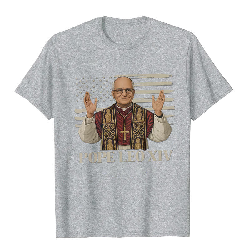 Christianartworkshop Papst Leo XIV. mit patriotischem Flair Unisex T-Shirt