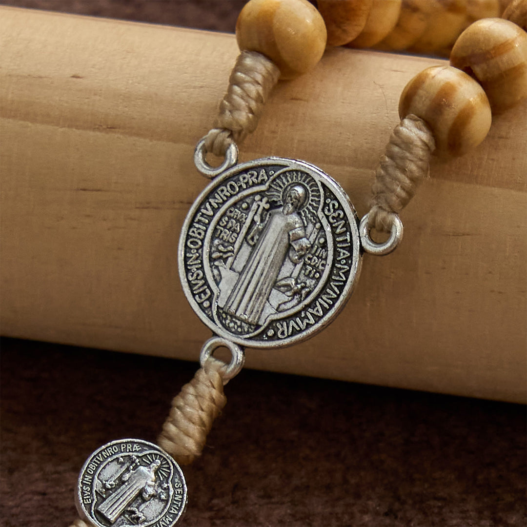 Christianartworkshop Rosenkranz mit St. Benedikt und Kruzifix aus runden 8-mm-Perlen aus Olivenholz: Gesegnete Hingabe in jeder Perle - image 7