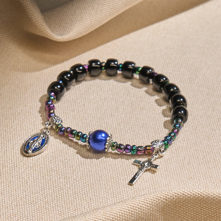 Armband aus Ebenholz und blauem Achat mit Marienmedaille und Kruzifix von Christianartworkshop - image 1