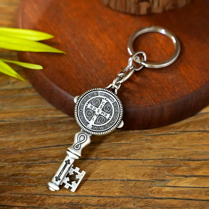 Christianartworkshop Exquisite Emaille – Schlüsselanhänger mit eingelegtem Heiligen Benedikt und Kreuz: Andenken an die göttliche Gnade - image 7